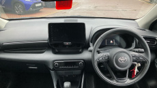 Toyota Yaris 1.5 Hybrid Design 5dr CVT Hybrid Hatchback